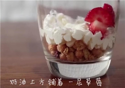 韓國的水果杯怎么做的 如何自制韓國的水果杯