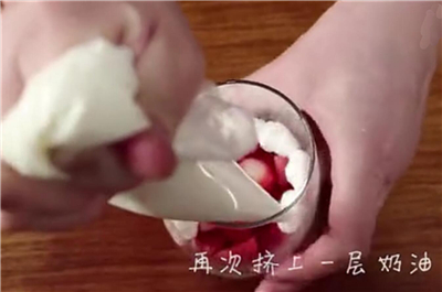 韓國的水果杯怎么做的 如何自制韓國的水果杯