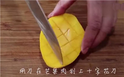 韓國的水果杯怎么做的 如何自制韓國的水果杯