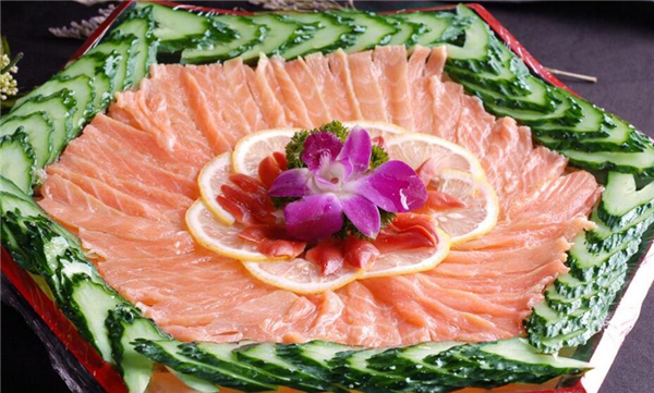 三文魚(yú)怎么吃最有營(yíng)養(yǎng),生吃和熟吃部分要分清