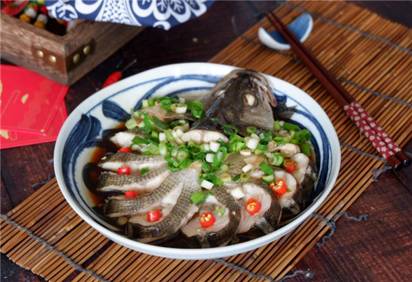孔雀開屏鱸魚的做法，簡單也能做出藝術品菜肴