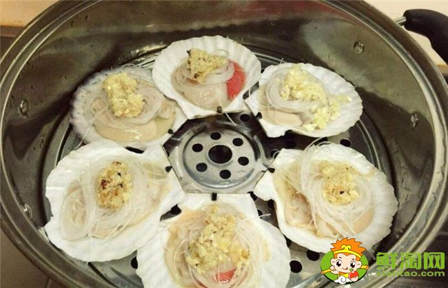 扇貝怎么洗干凈，扇貝肉怎么洗干凈(去除內(nèi)臟用鹽水生粉唰一唰)