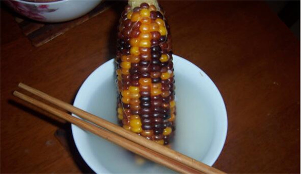 煮玉米需要多長時間