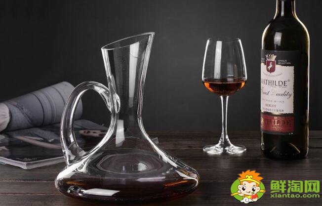 醒酒器怎么選擇，醒酒器什么形狀的好