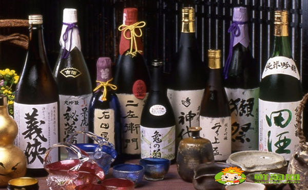 菊正宗清酒的瓶蓋怎么打開，日本清酒大關和菊正宗那個好