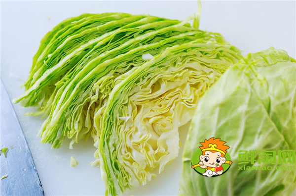 卷心菜能生吃嗎，卷心菜生吃還是熟吃好