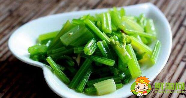 怎樣炒芹菜更綠不褪色,怎樣炒芹菜脆而不柴