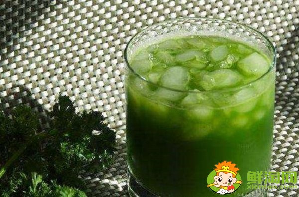 芹菜為什么感覺是咸的，芹菜汁是咸的可以喝嗎