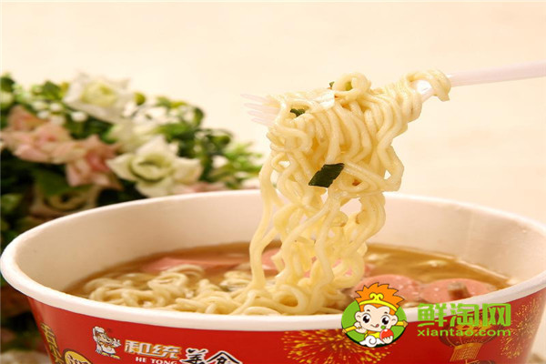 開水一泡就能吃的食品，再也不用只吃泡面了