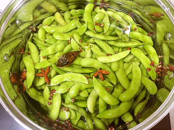 煮毛豆是涼水下鍋嗎