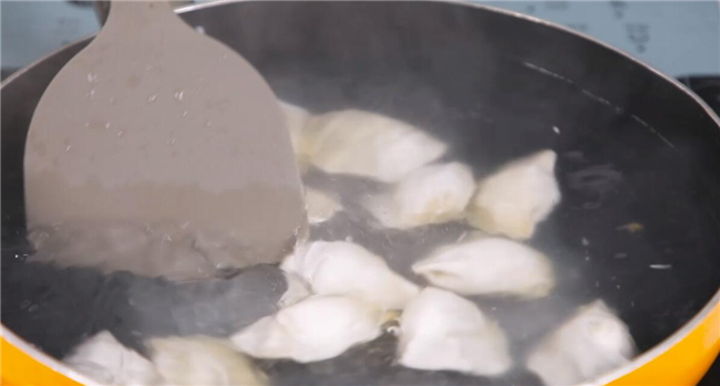 速凍餃子怎么煮