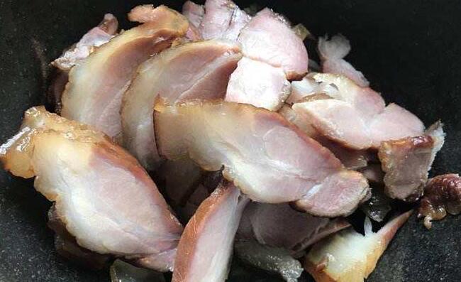 臘肉怎么吃前怎么處理方法，臘肉怎么做好吃又簡單