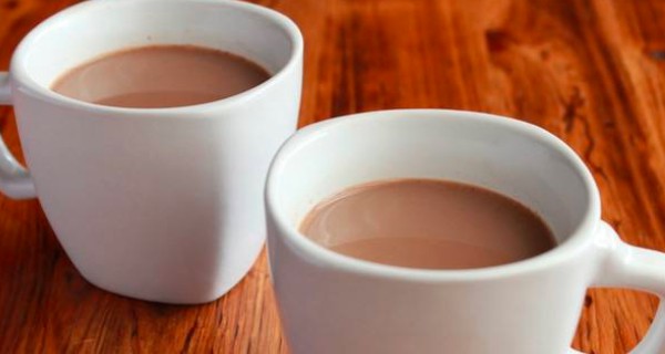 如何在家制作簡易奶茶