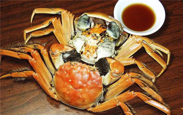 大閘蟹什么季節(jié)吃最好，吃大閘蟹喝什么酒好