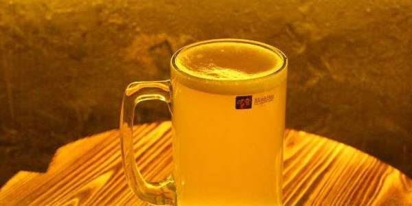 黃啤和白啤的區(qū)別