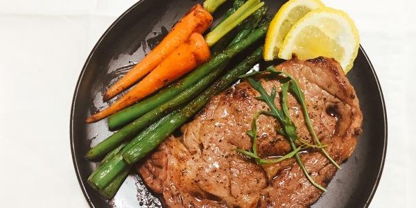 牛排里的蘆筍是煎還是煮