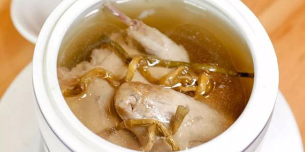 石斛燉湯配什么材料