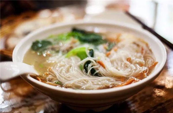 元旦吃什么食物，元旦吃什么傳統(tǒng)食物（年糕寓意年年高）