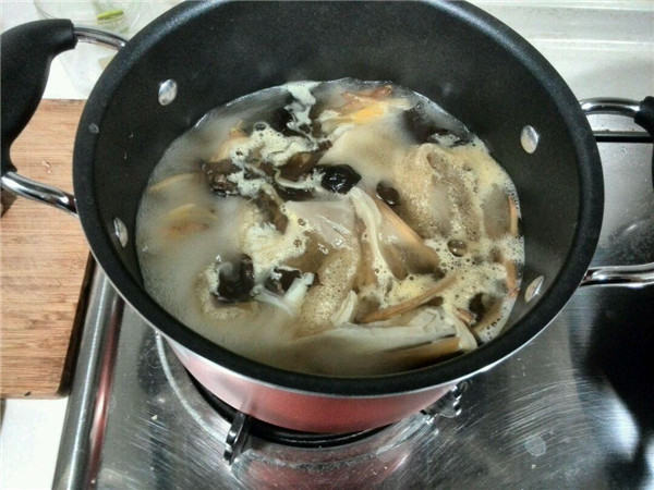 蘑菇煮熟能冷凍保存嗎