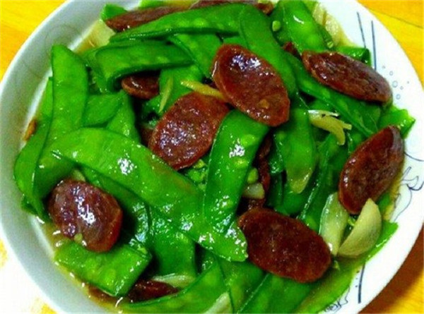 臘腸炒荷蘭豆是什么菜