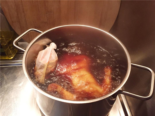 鹵臘腸怎么做
