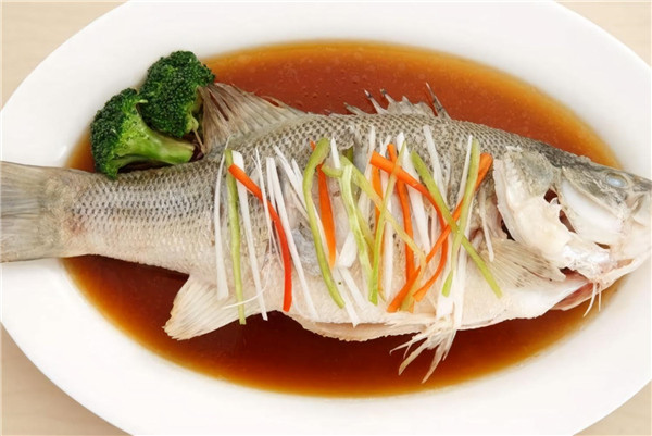 清蒸鱸魚后要加熟油嗎